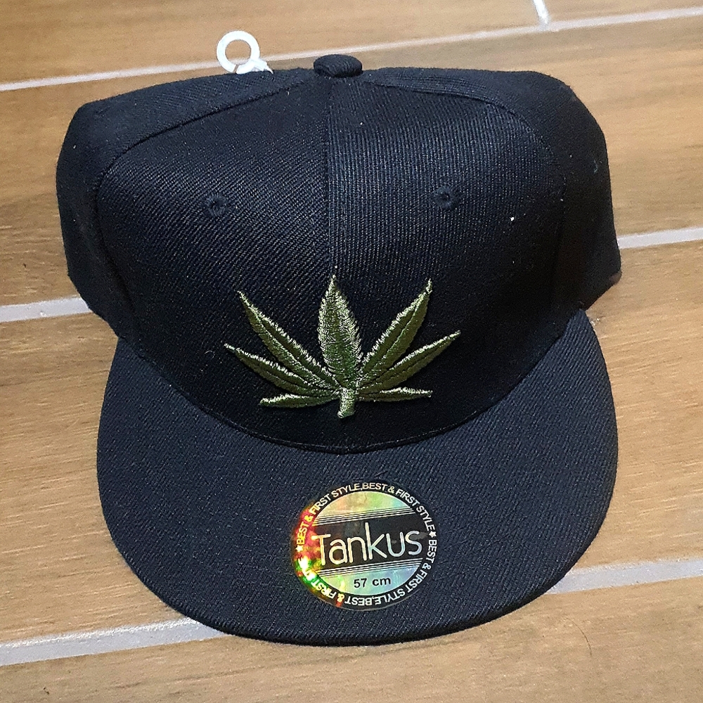 TANKUS NEW SNAPBACK CANNABIS